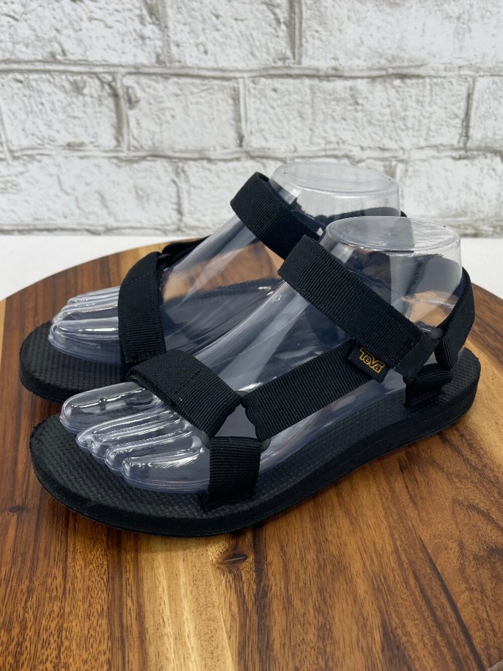 Teva Original Universal Urban 1003987 Womens Sz. 6 Black Canvas Strappy Sandals